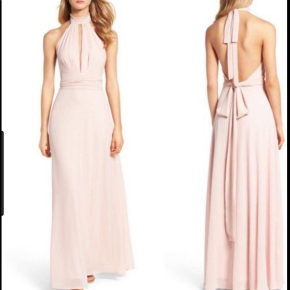 Lulus Dresses & Skirts - Lulus Blush Ruffle Neck Halter Gown small